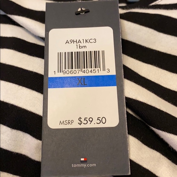 Tommy Hilfiger - Picture 2 of 2
